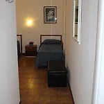 Lia 4 Affittacamere La Spezia